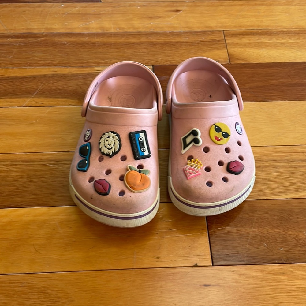 Crocs size 1 kids